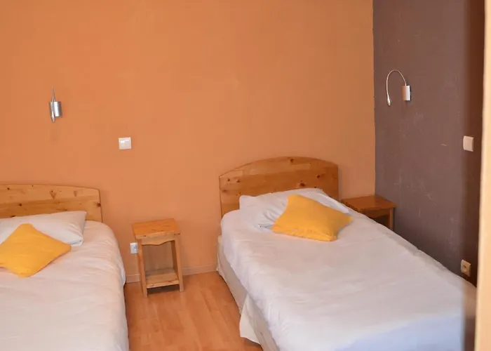 Hotel Au Fil De L'eau 2*